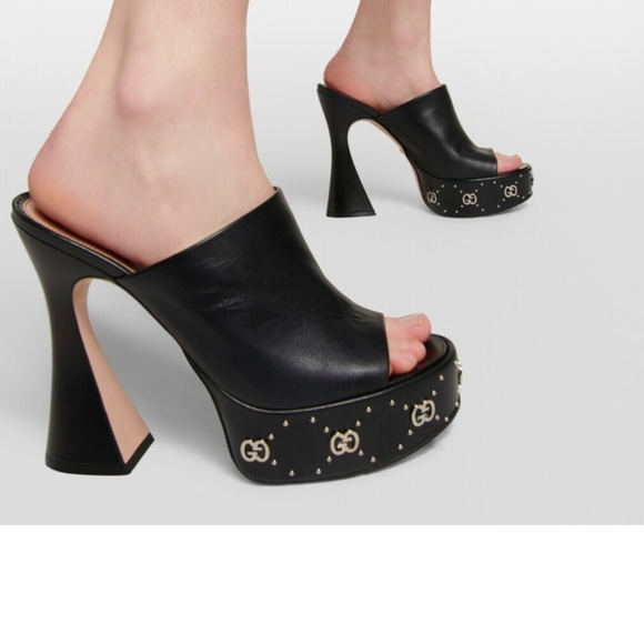 Authentic Brand New Gucci Studded Platform Sandals size 38.5 - Picture 2 of 14